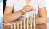 比特币相关股票普涨 Coinbase涨近4%